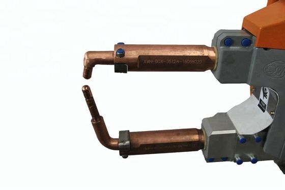 좋은 가격 CCC 휴대용 점용접 장비, 45KVA 차 점용접공 온라인